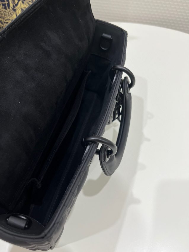 Replica Dior Lady D-Joy Large Bag Black Matte - premium-grade designer purse dupe