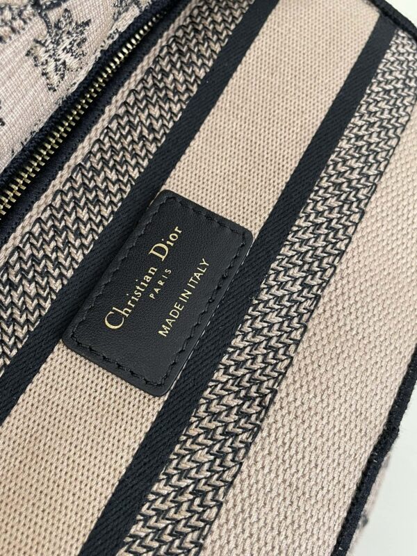 Replica Lady Dior D-Lite Beige Zodiac - realistic designer-inspired fake bag