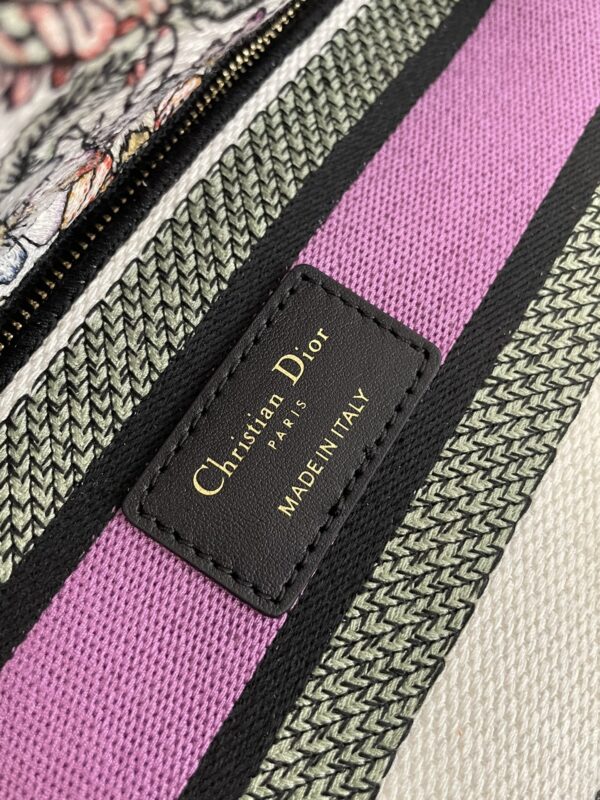 Replica Lady Dior D-Lite Purple Flowers - best-selling designer handbag dupe