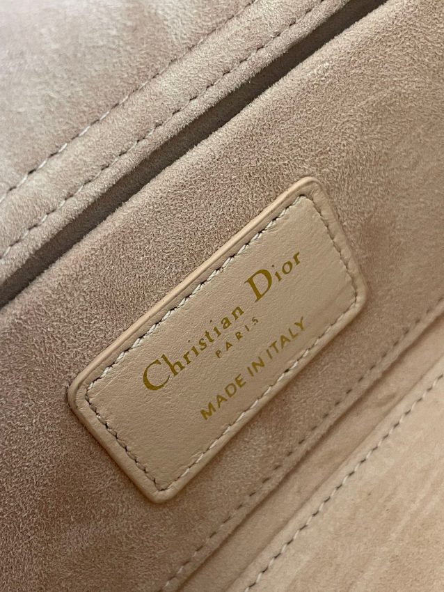 Replica Dior Lady D-Joy Bag Pink - top-tier luxury replica shoulder bag