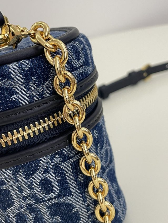 Replica Dior 30 Montaigne Vanity Denim Blue - high-quality designer bag clone