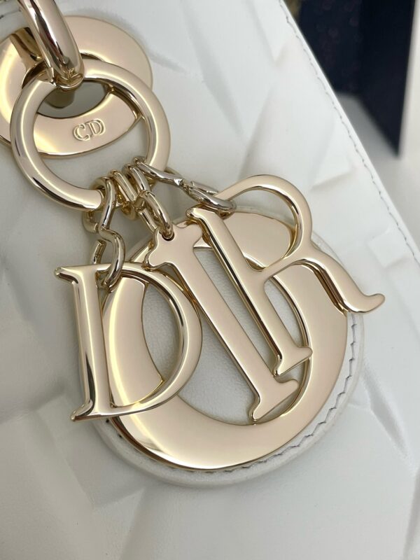 Replica Lady Dior Large White - ultra-realistic fake designer tote