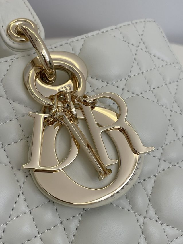 Replica Dior Lady D-Joy Large Bag White - authentic-look luxury purse replica
