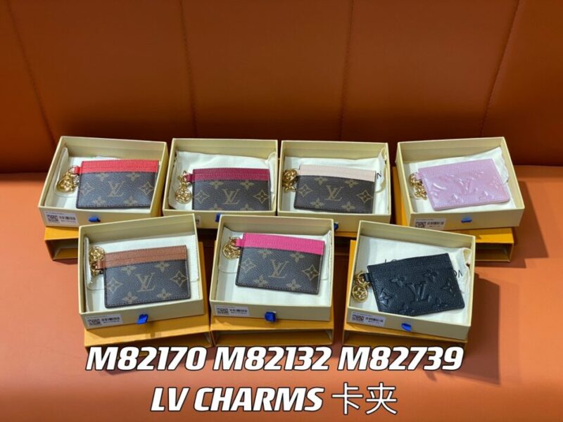 Replica Louis Vuitton Card Holder - best-selling designer handbag dupe