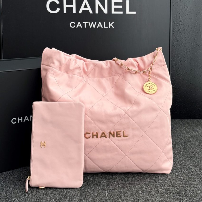 Replica CHANEL 22 Medium Handbag Pink - realistic designer-inspired fake bag