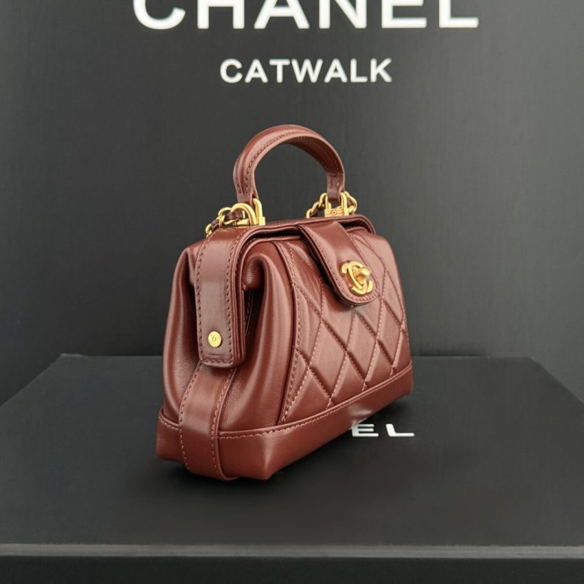 Replica CHANEL Mini Bag with Top Handle - high-end fake designer purse