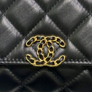 Replica CHANEL 19 Mini Flap Bag - ultra-realistic fake designer tote