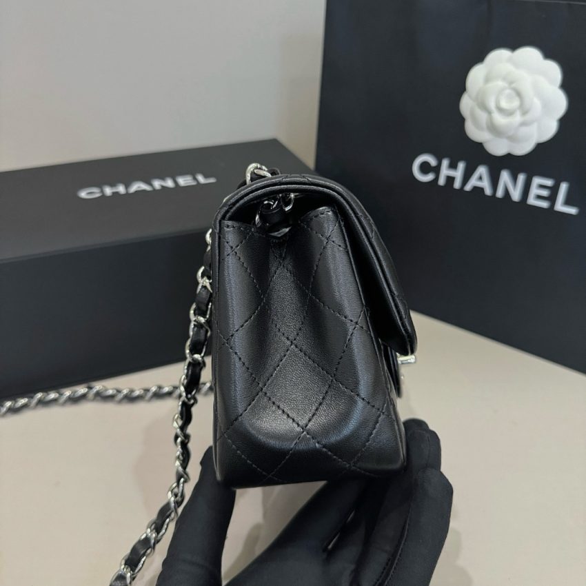 Replica CHANEL Classic Flap 17cm Silver - high-end fake designer purse