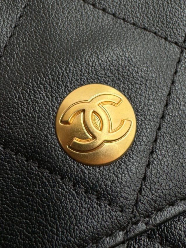Replica CHANEL 24p Postman Bag Small Black - best quality luxury bag dupe