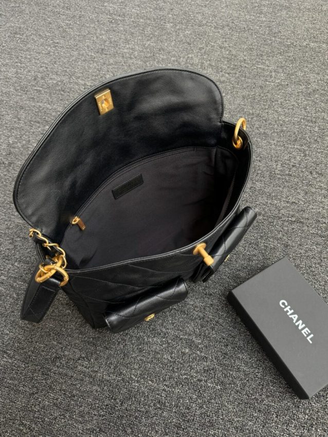 Replica CHANEL 24p Postman Bag Small Black - high-accuracy replica luxury purse