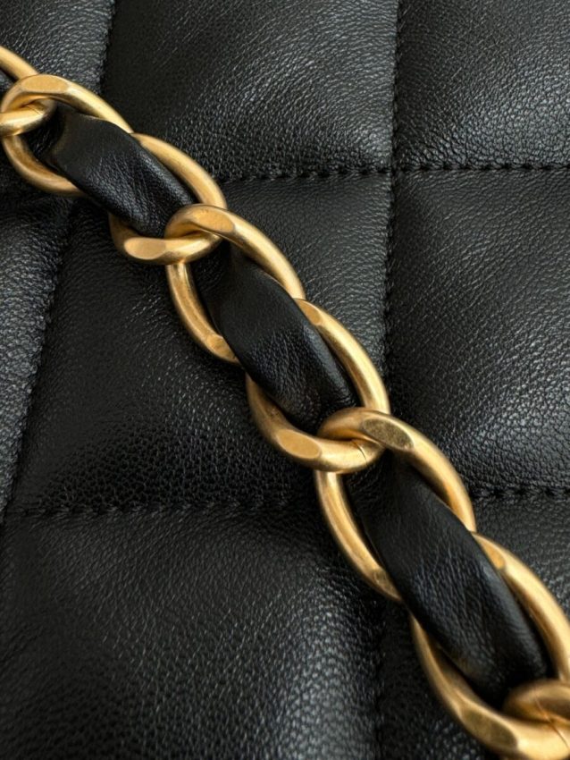 Replica CHANEL 24p Hobo Underarm Bag - ultra-realistic fake designer tote