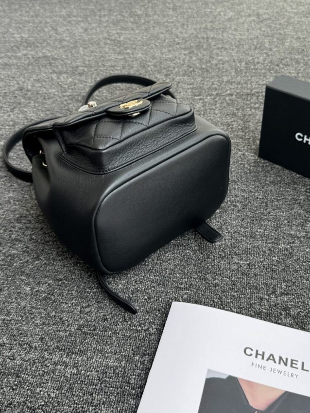 Replica CHANEL 23C Backpack Small Black - realistic designer-inspired fake bag
