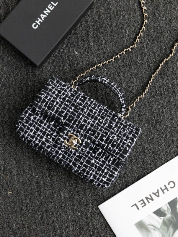 Replica CHANEL 24p Tweed Black and White - near-authentic luxury replica handbag
