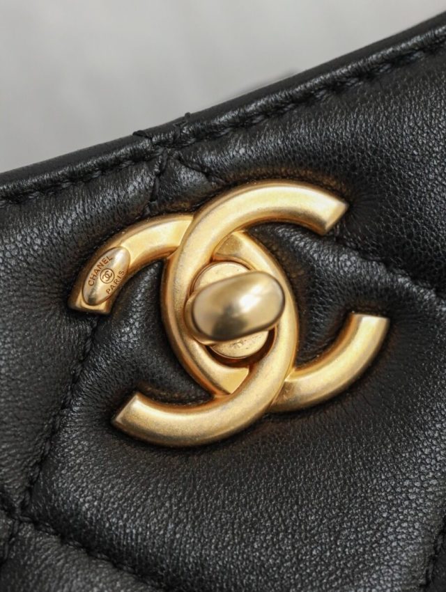 Replica CHANEL 24s Double Pearl Hobo Bag - premium 1:1 fake handbag model