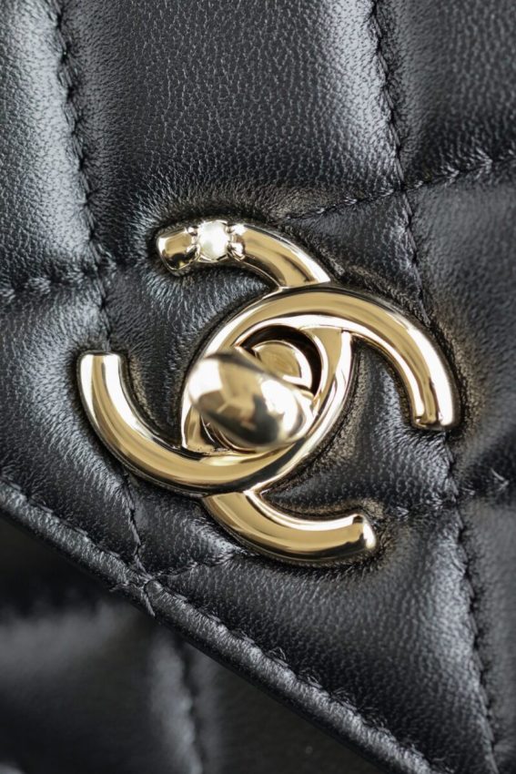 Replica CHANEL 24s Pearl Handle Black - ultra-realistic fake designer tote