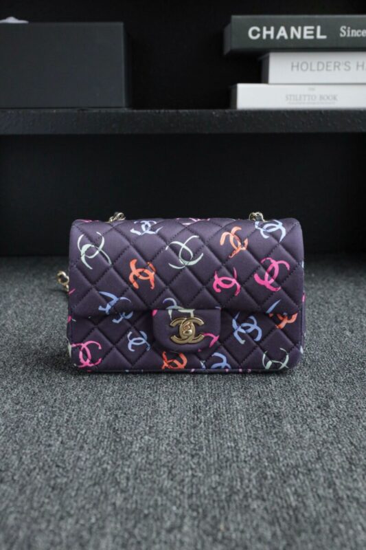 Replica CHANEL 24s Graffiti Classic Flap Mini - high-end fake designer purse