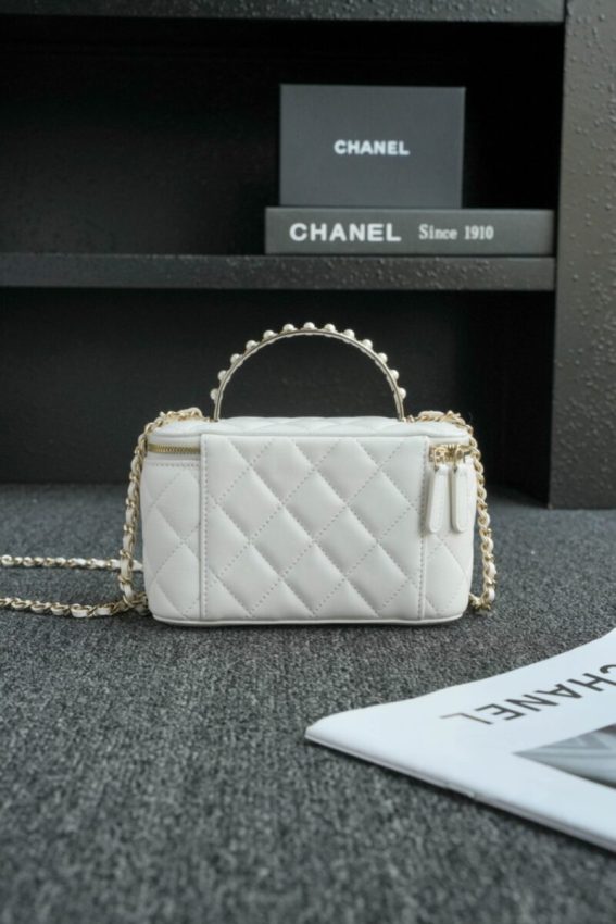 Replica CHANEL 24s Pearl Handle Box White - high-end fake designer purse
