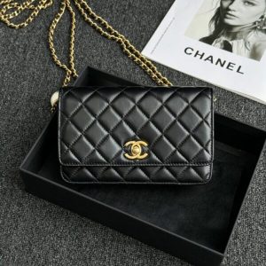 Replica CHANEL 24s Double Pearl Woc Black - realistic designer-inspired fake bag