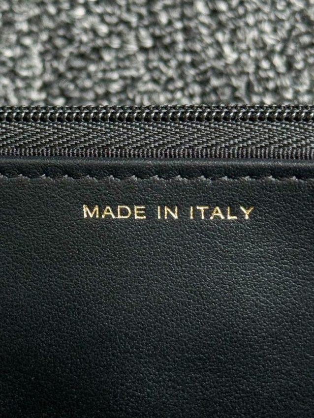 Replica CHANEL 24s Double Pearl Woc Black - premium-grade designer purse dupe