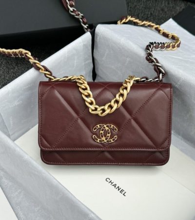 Replica CHANEL 19 Wallet on Chain - 1:1 designer replica handbag