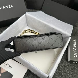 Replica CHANEL Classic Flap 23cm Black - premium-grade designer purse dupe