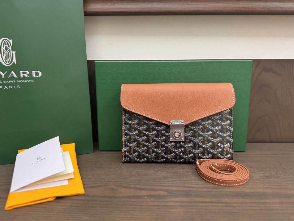 Goyard Chypre Wallet Pouch Knockoff — Crossbody Phone Wallet